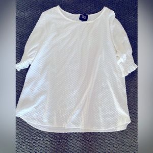 W5 soft white blouse size XL puff sleeves comfy. Casual work clothes